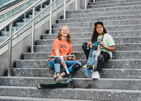 Mellomnivå skateboard Neon Chevron