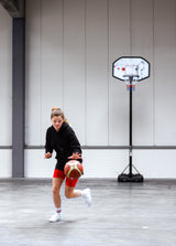 Bærbar og justerbar basketballstativ Raskt angrep