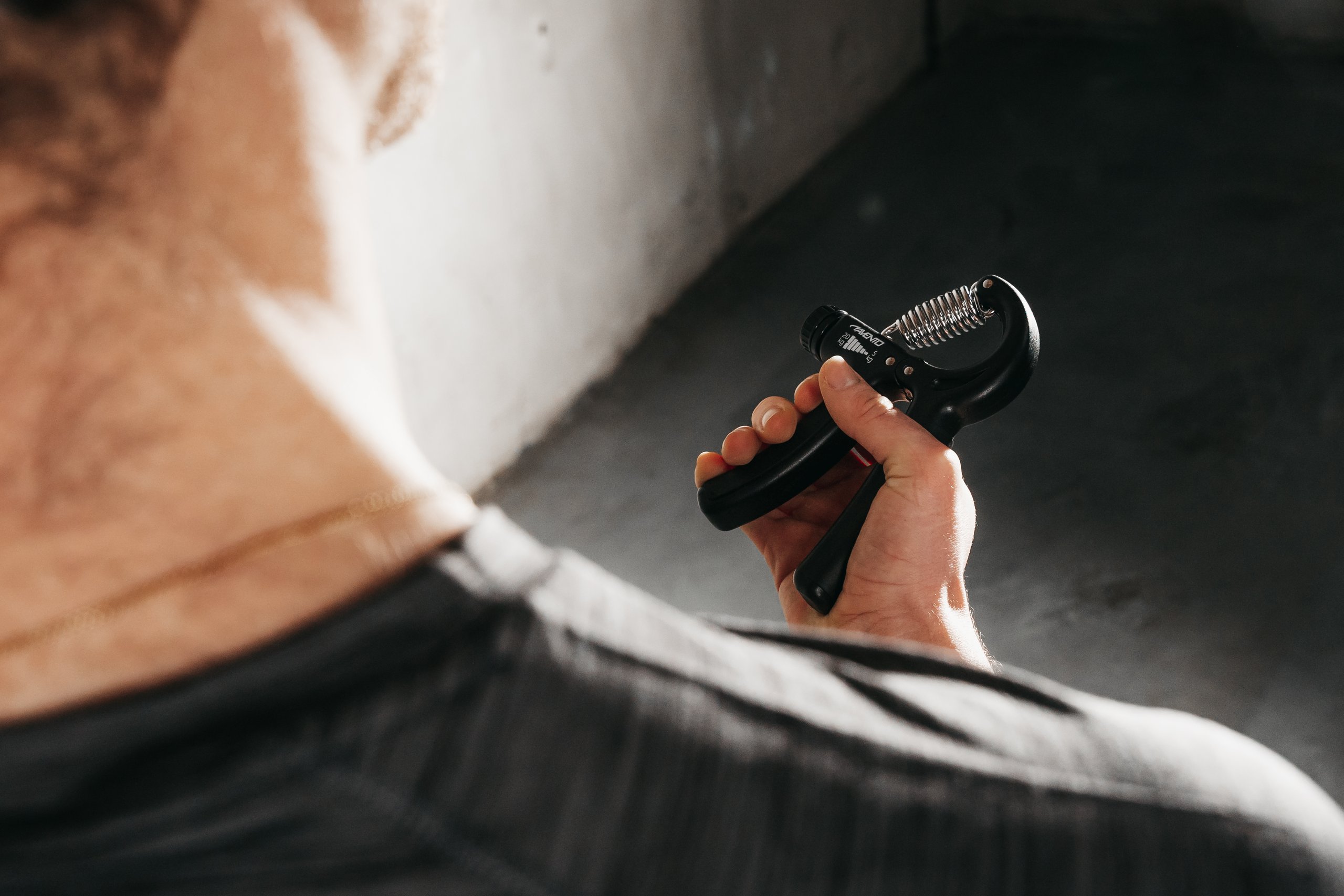 Hand Grip Strengthener Adjustable  520 Kg - Image 8