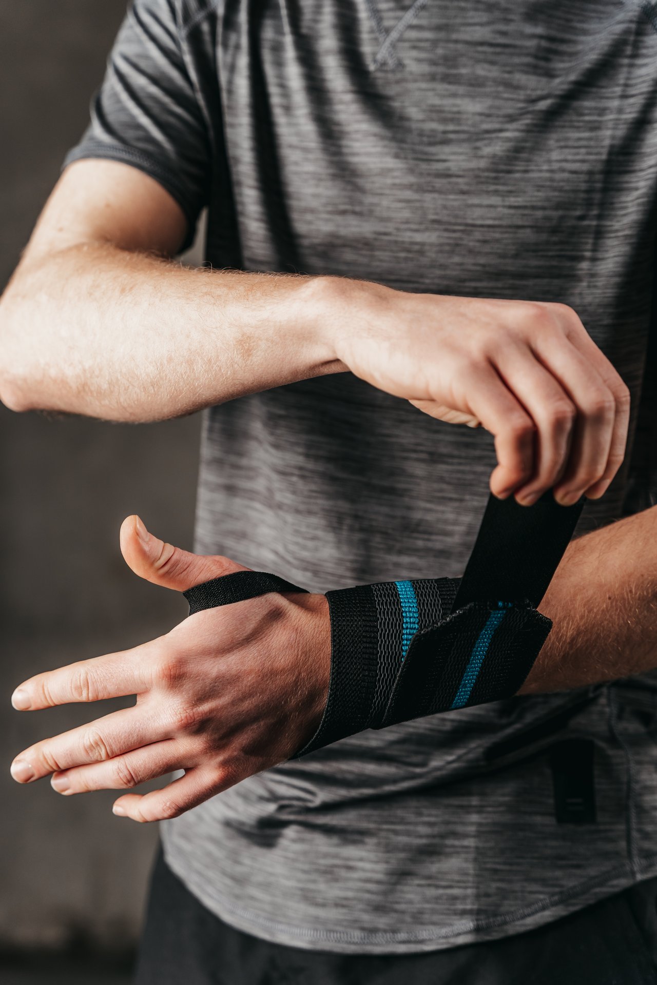 Wrist Wraps Stabilizing  Per Pair - Image 5