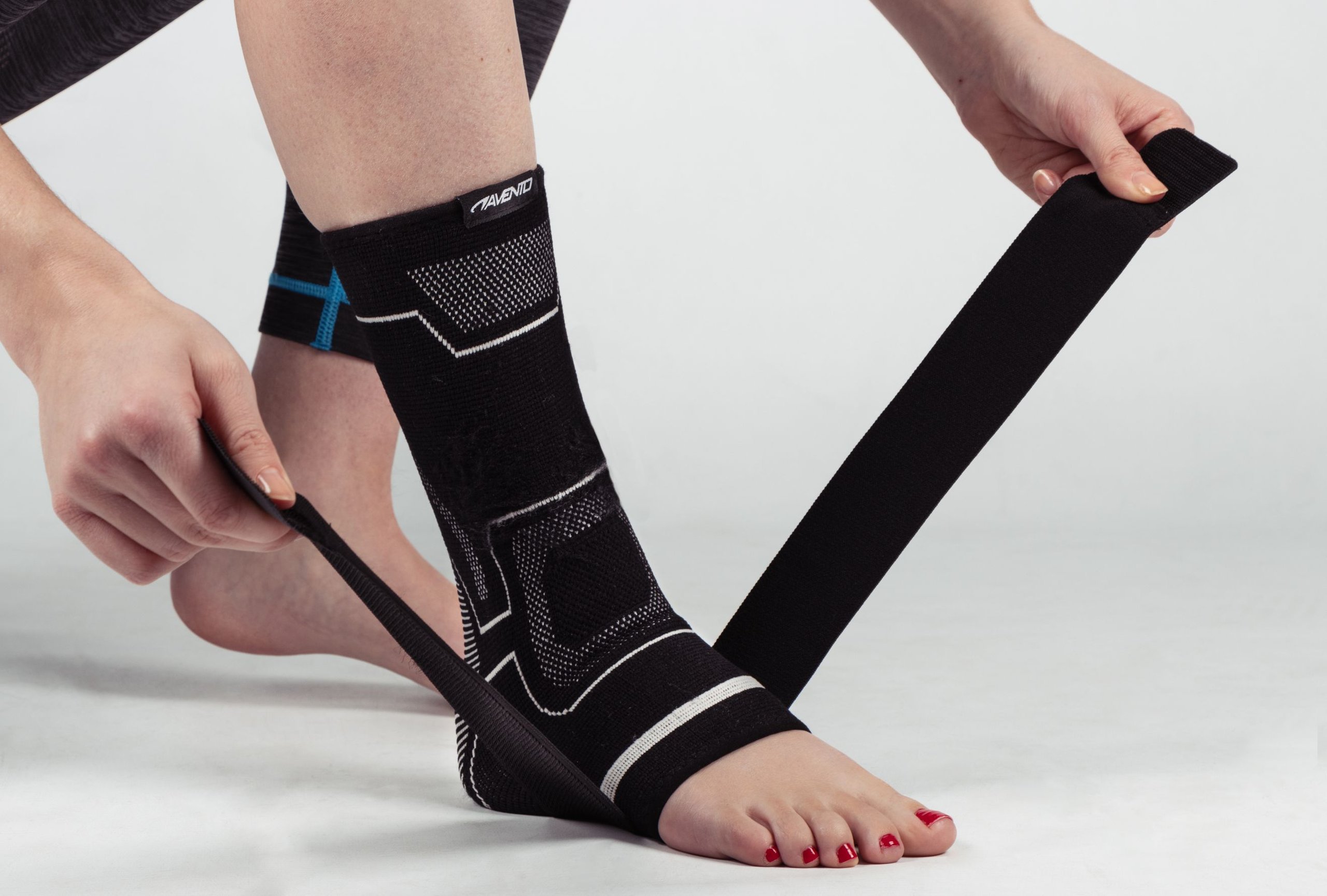 Ankle Compression Support with Elastic Strap - Bilde 6