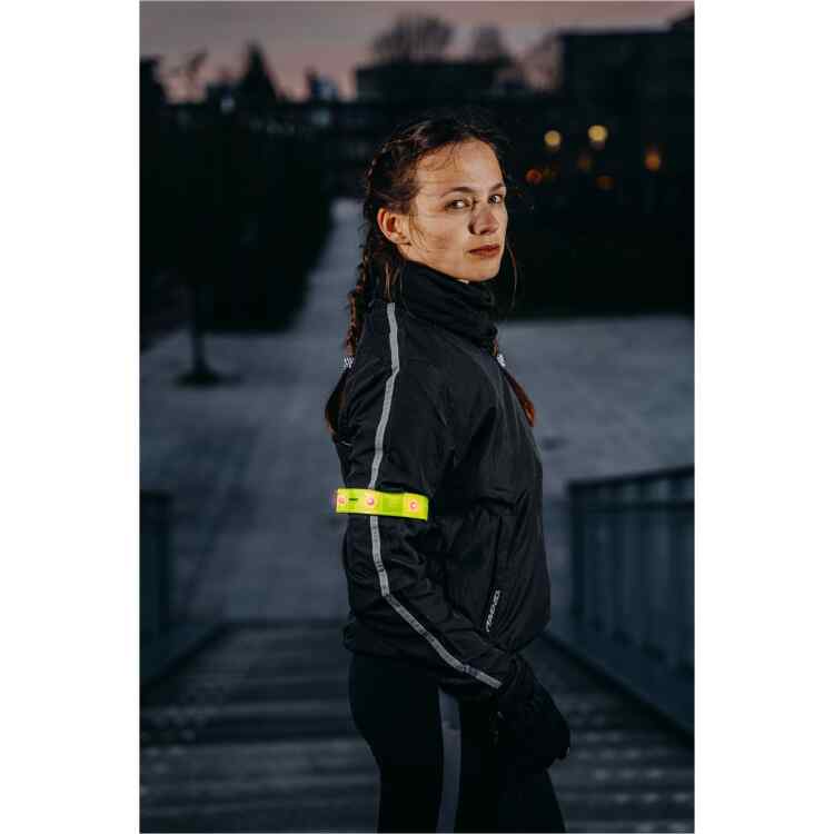 Pair Sports Armband Reflective with LEDs - Image 5