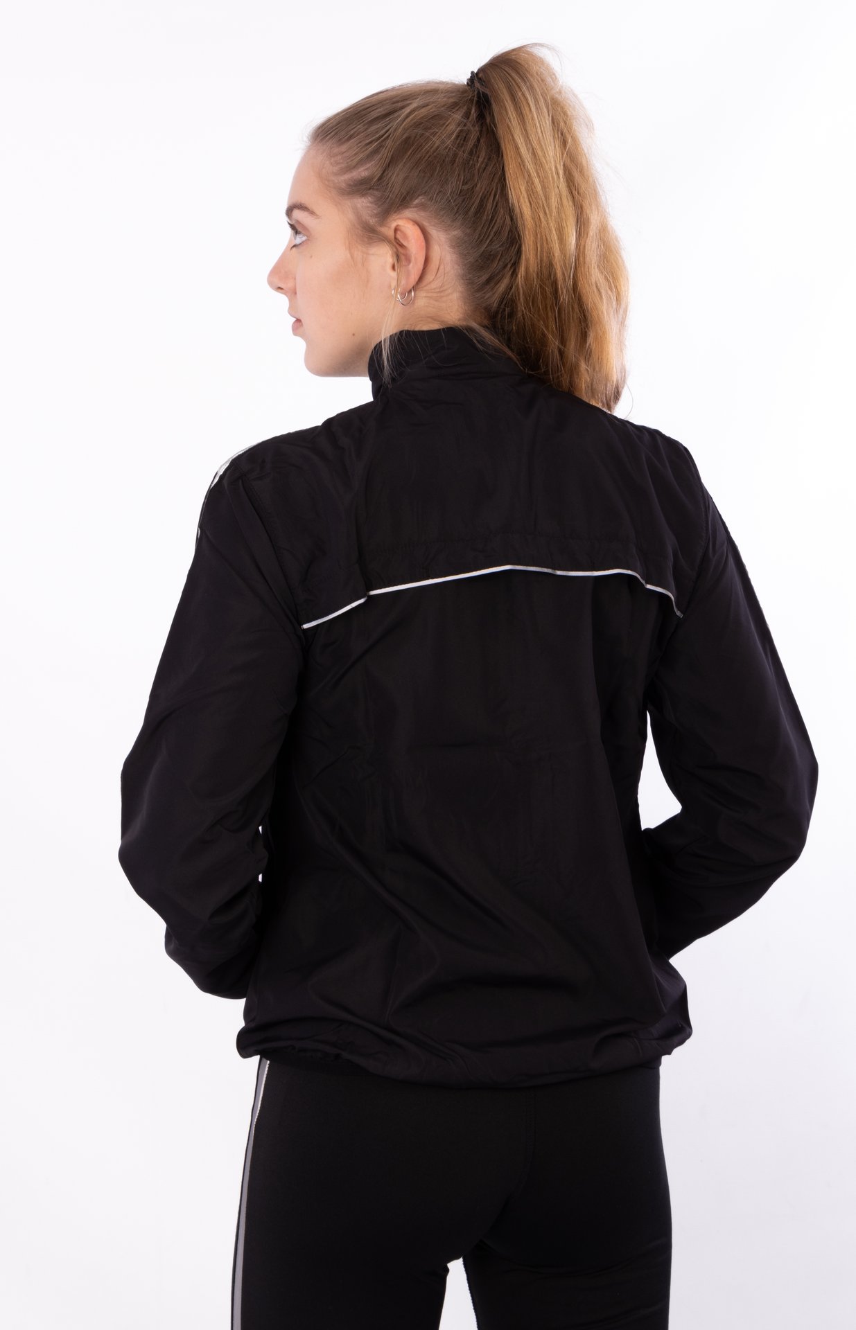 Running Jacket Women Basic Black - Image 5